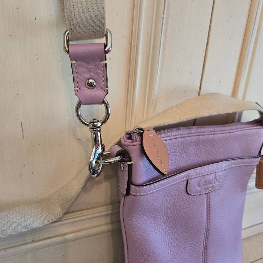 Coach Legacy Lilac Swing Pack Shoulder Crossbody Bag Purse - Picture 2 of 11